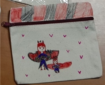 파우치 디자인 이미지